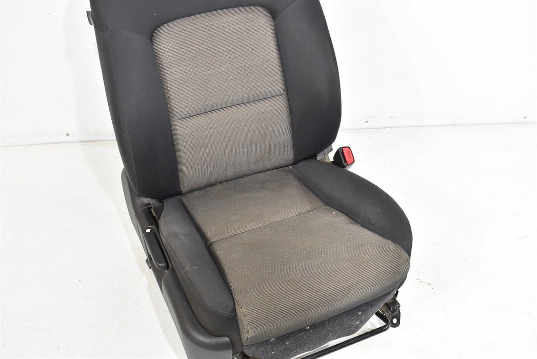 2005-2009 Subaru Legacy Outback XT Seat Assembly Front Right Passenger RH 05-09