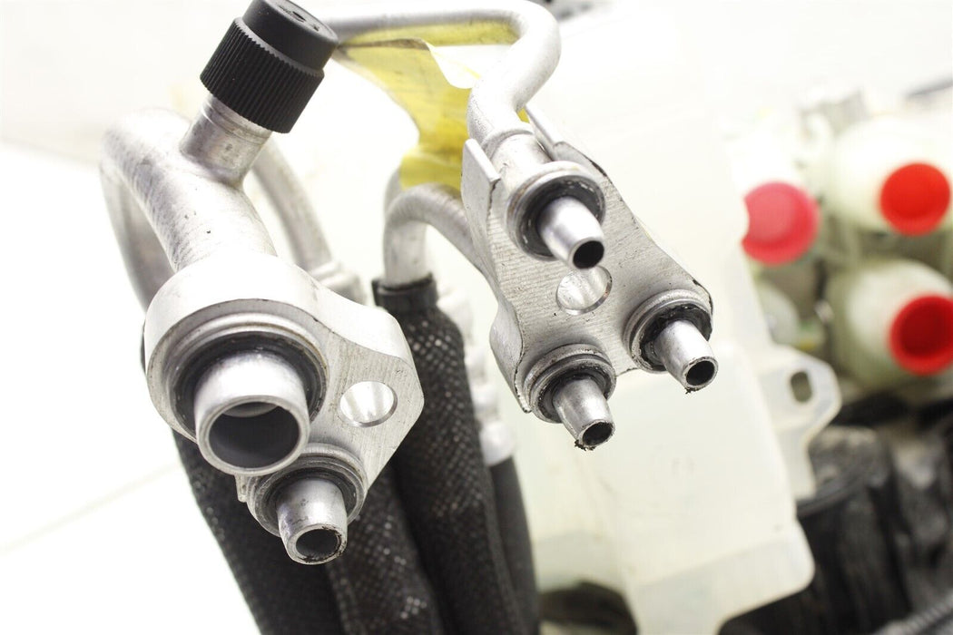 2021 Tesla Model 3 Radiator Coolant Super manifold Pump And Reservoir OEM 17-21