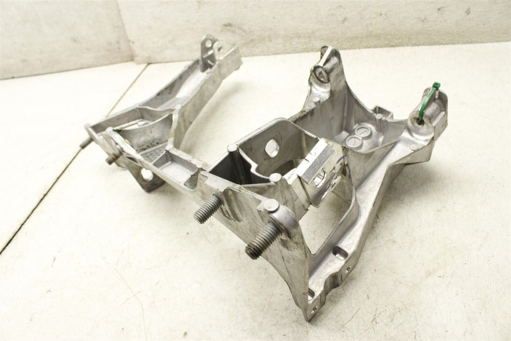 2015 Porsche Boxster S Rear Right Control Arm Subframe Bracket 13-16