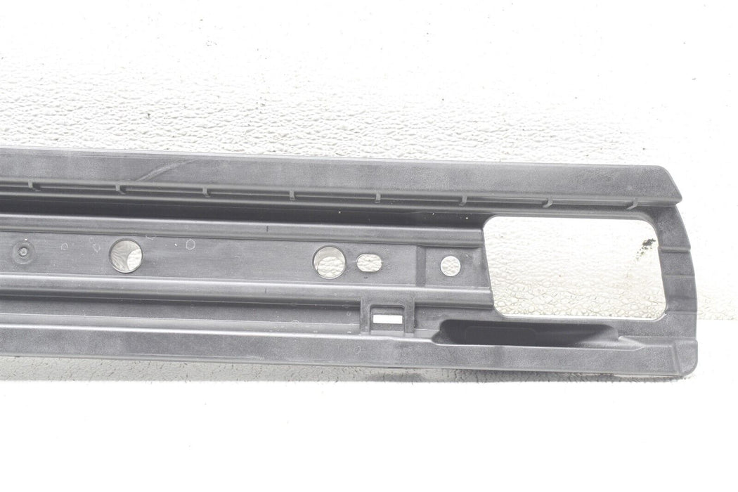 2014 Porsche Cayenne Rear Right Trunk Rail Trim 7P0.863.600A OEM 11-18