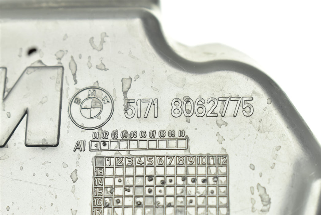 47058904