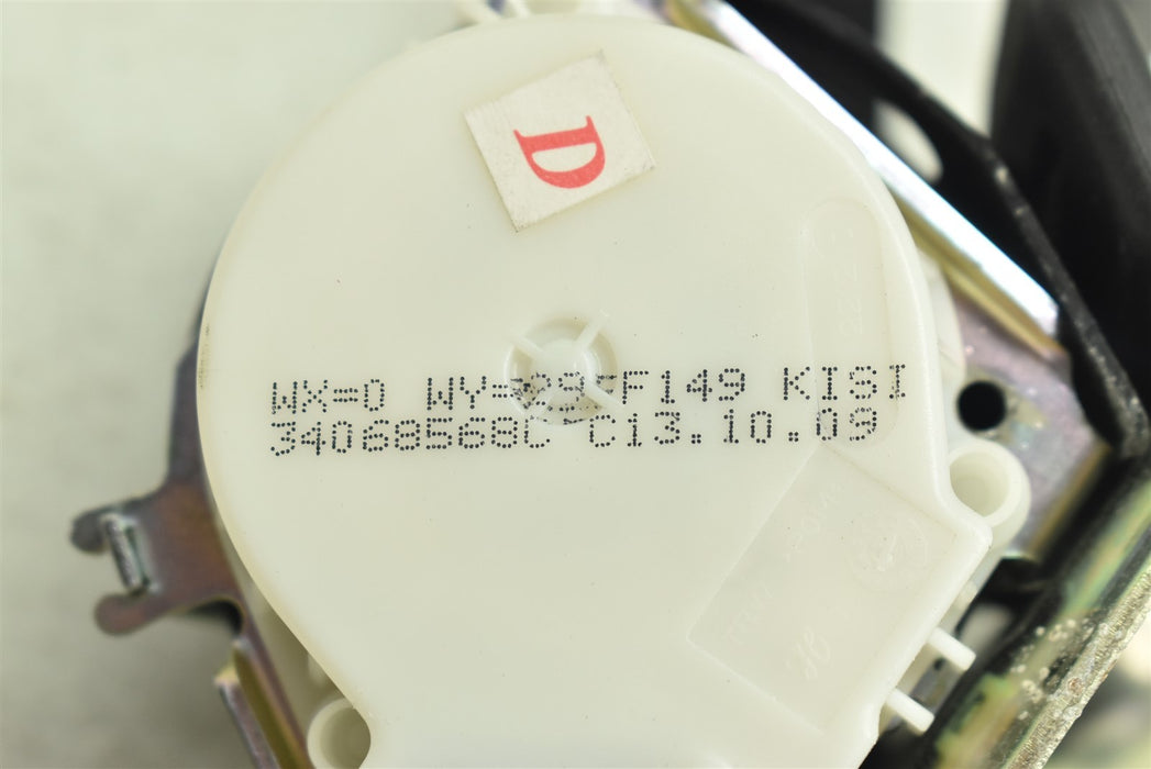47023589