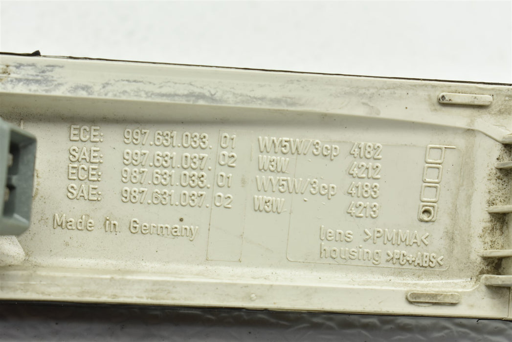 47021095