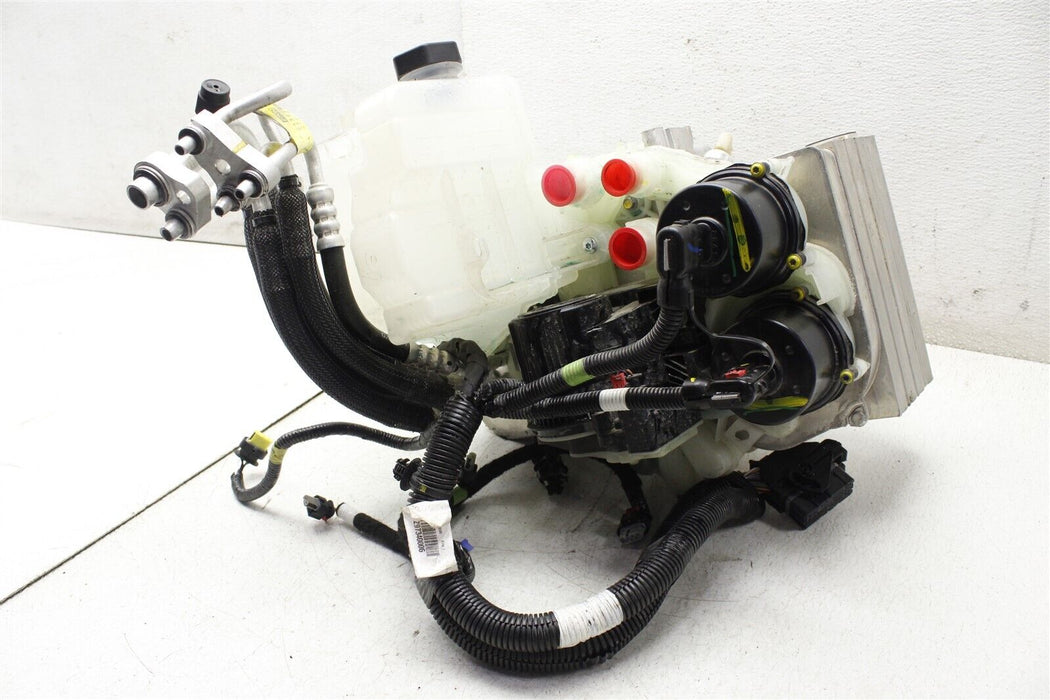 2021 Tesla Model 3 Radiator Coolant Super manifold Pump And Reservoir OEM 17-21