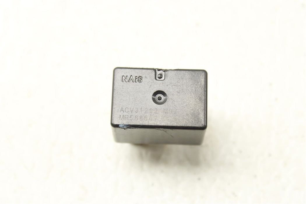 2013 Mitsubishi Lancer Evolution 4-Pin Multi Use Relay MR588567 OEM 08-15