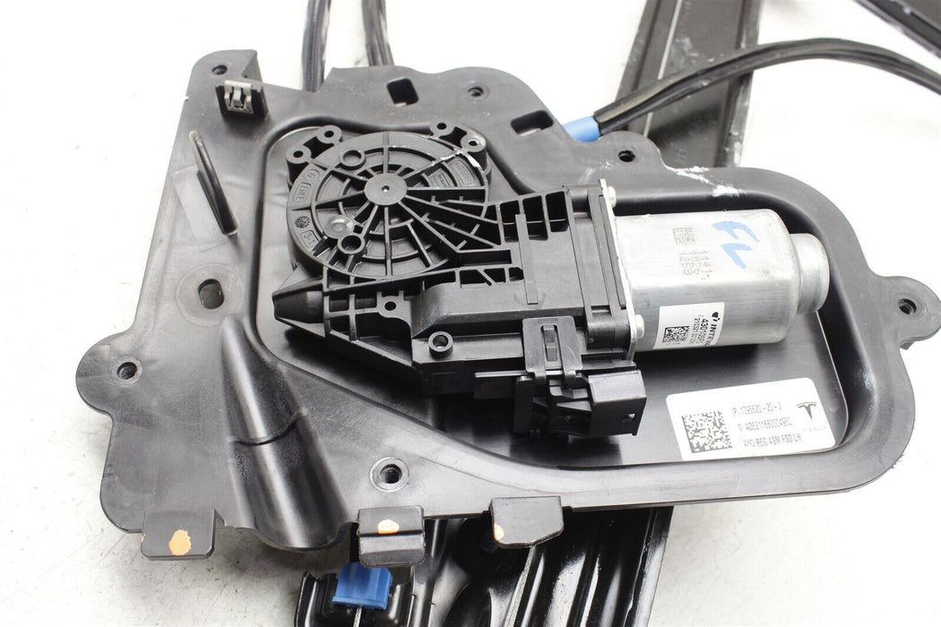 2021 Tesla Model 3 Driver Front Left Window Regulator Assembly OEM 17-21