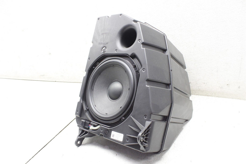 2024 Tesla Model Y Audio Loudspeaker Subwoofer Speaker Bass Box 1656267-00-B