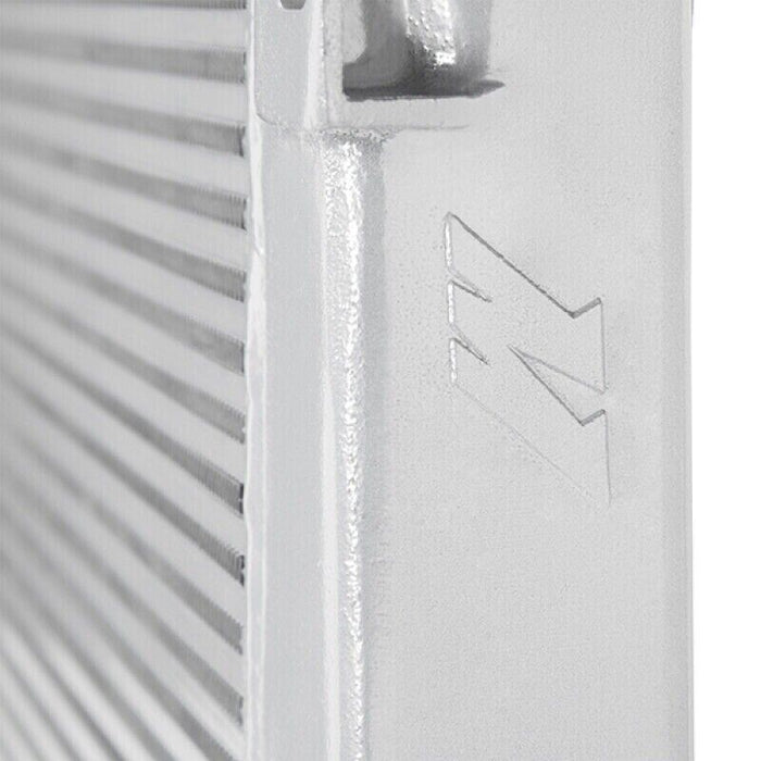 Mishimoto MMINT-DMAX-11SL Intercooler Kit For Select 11-16 Chevrolet GMC Models