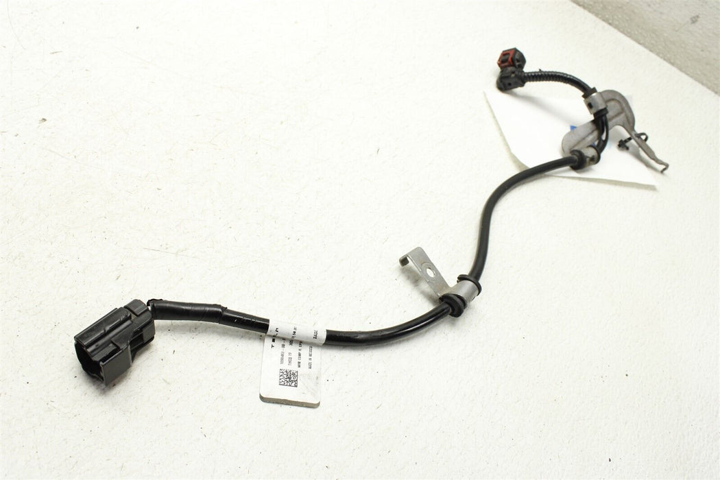 2020 Tesla Model 3 Rear Right Jumper Wire Harness 1098483-00-F Factory OEM 17-20