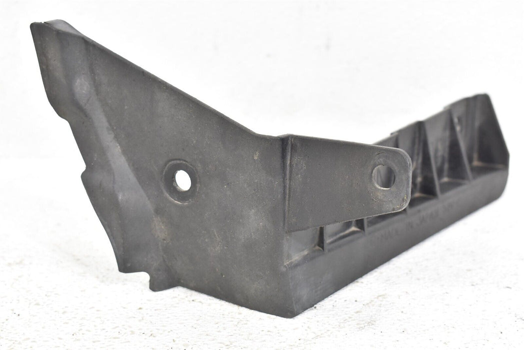 2004-2007 Subaru Impreza WRX STI Right Bumper Guide Bracket 04-07