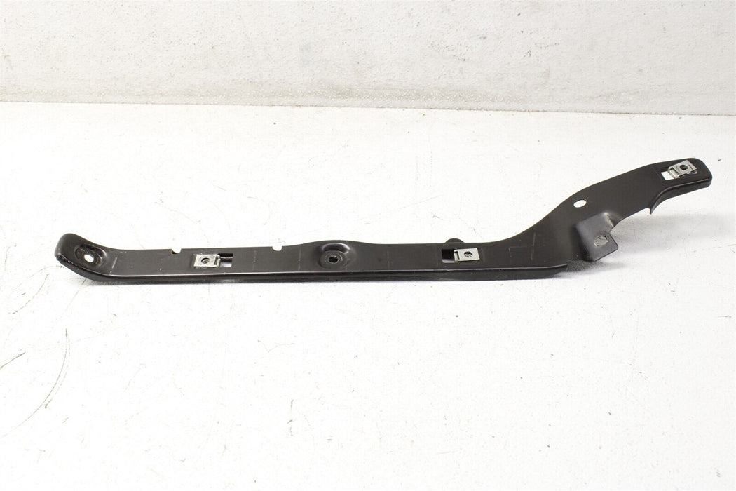 2009 Piaggio MP3 250 Floorboard Foot Support Mount Bracket Bar 09-12