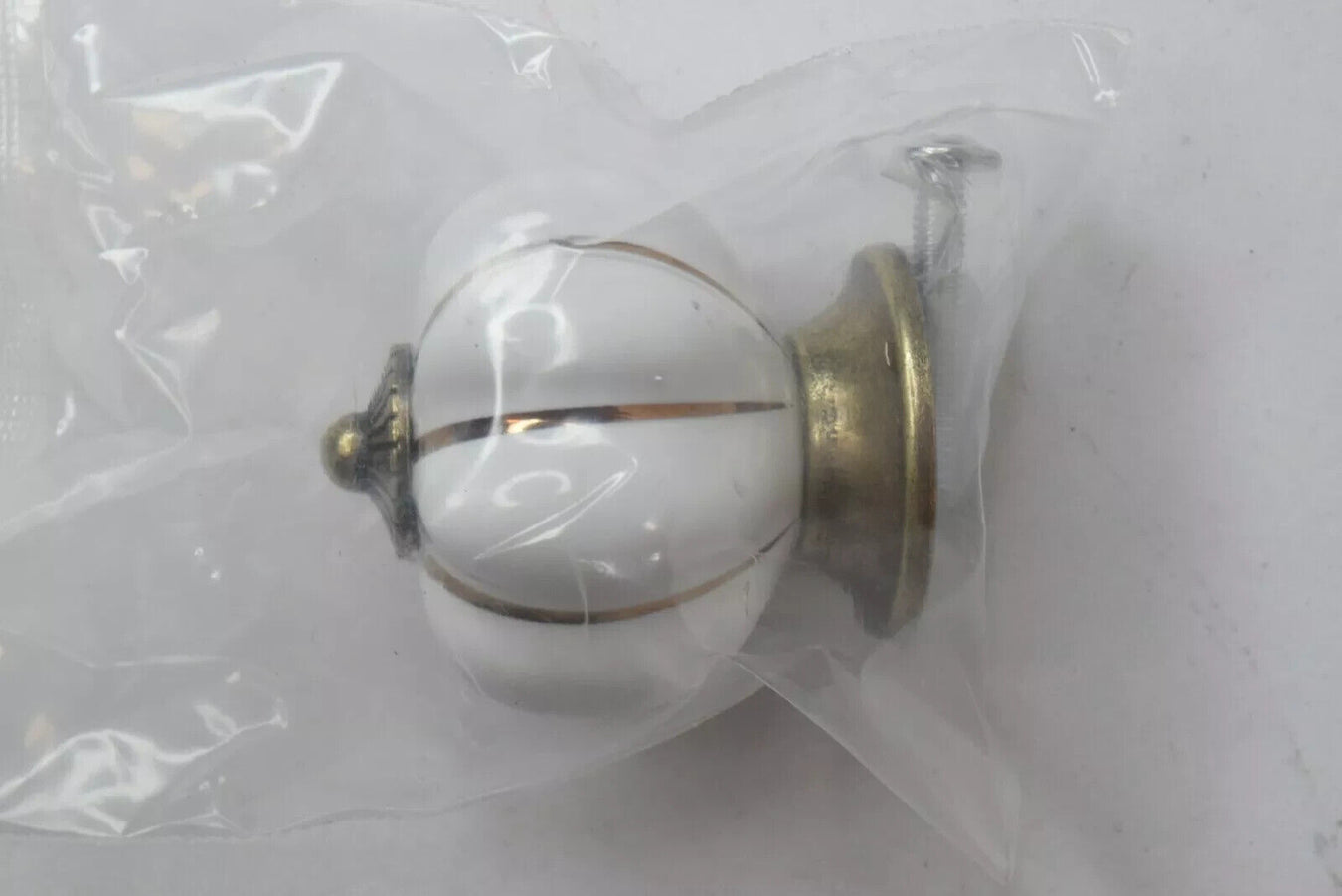 Antiques:Architectural & Garden:Hardware:Drawer Pulls