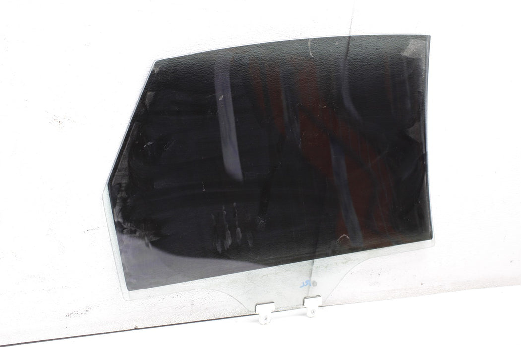 47368304