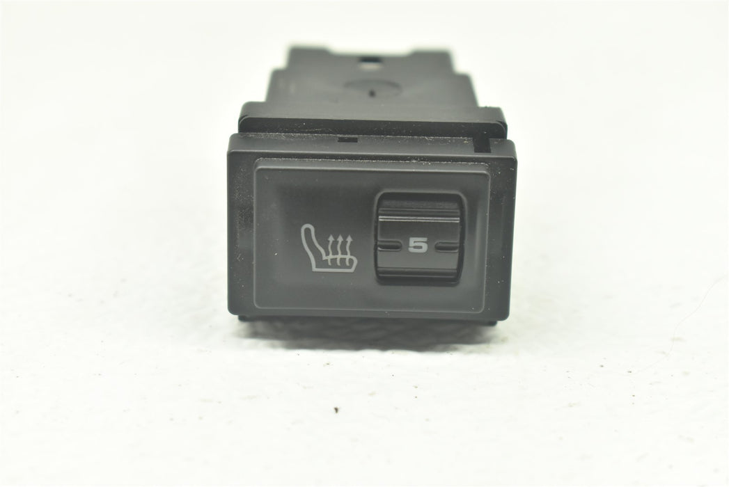 47701128