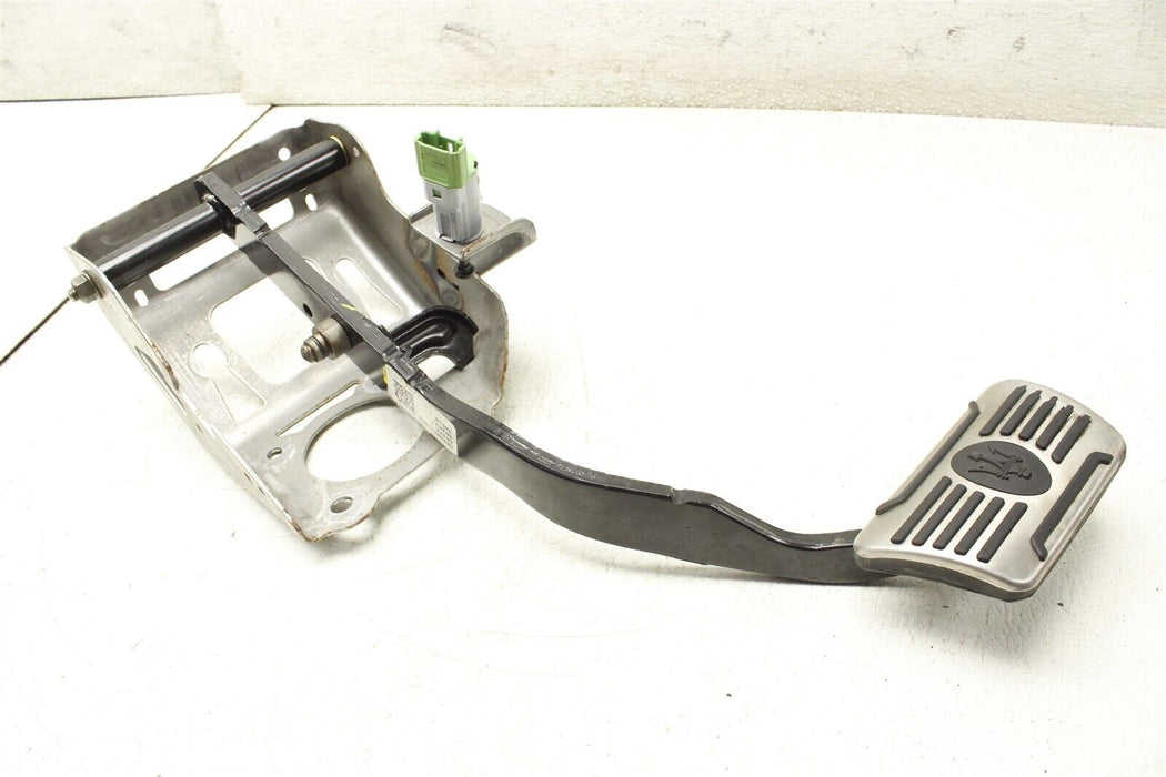 2015 Maserati Ghibli Brake Pedal Assembly 06700311050 Factory OEM 14-19