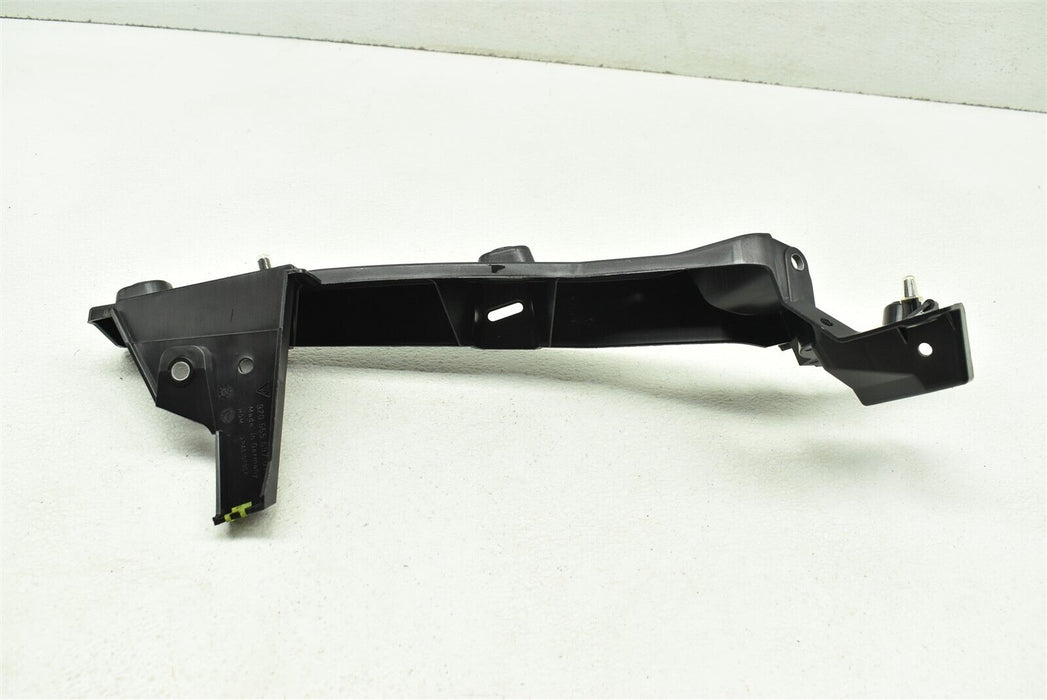 2010-2016 Porsche Panamera Turbo Rear Left Facelift Mount Bracket 97055569701