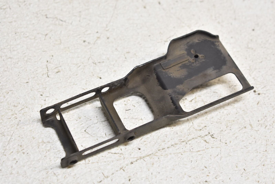 2001-2003 Toyota Prius Support Bracket 01-03