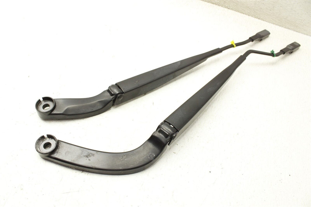 2015-2020 Ford Mustang GT 5.0 Left And Right Wiper Arm Pair Set OEM 15-20