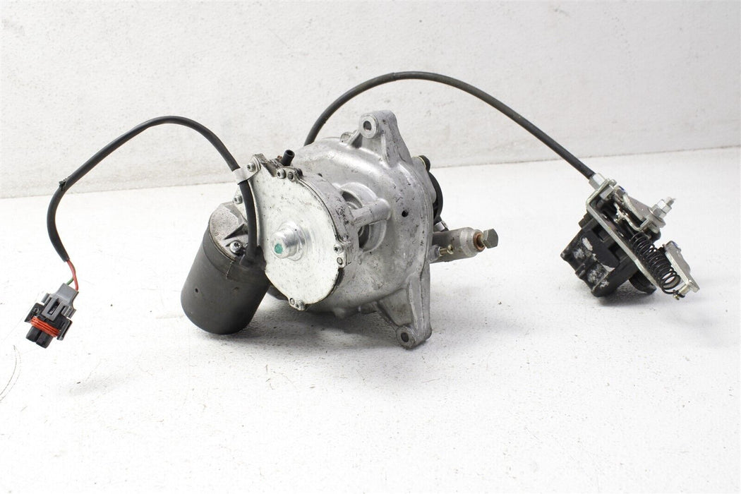 2009 Piaggio MP3 250 Vacuum Brake Pump Gear Box Case 09-12