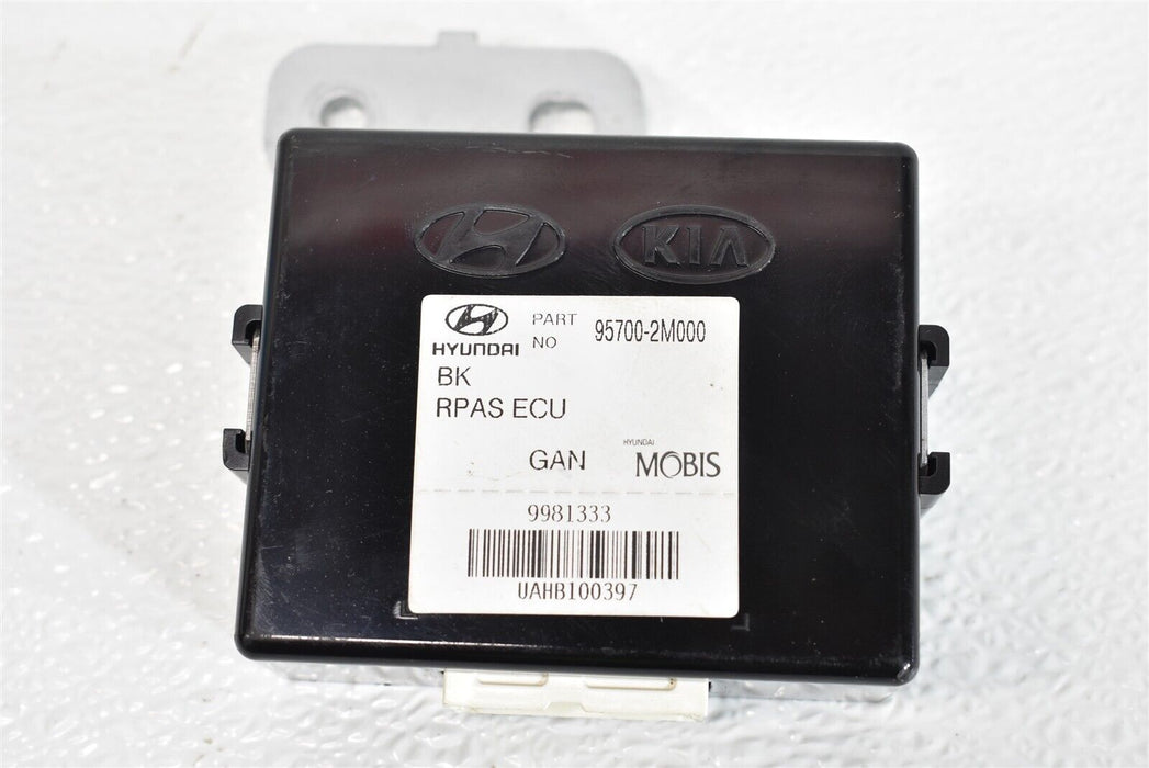 2009-2012 Hyundai Genesis Coupe Reverse Sensor Control Module 957002M000 09-12