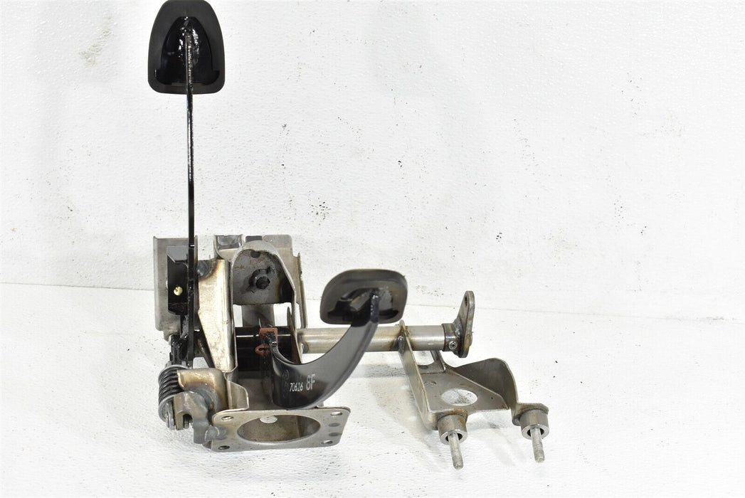 2004-2007 Subaru Impreza Brake Clutch Pedal Assembly Non Turbo