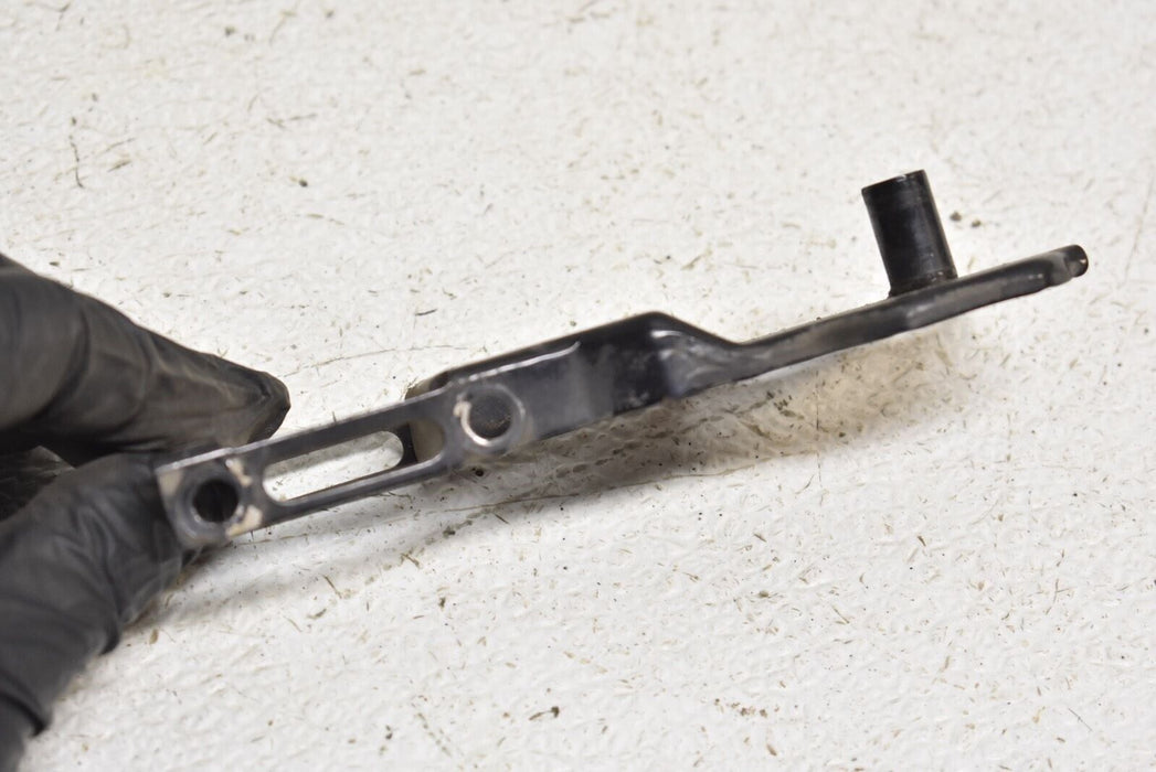 2001-2003 Toyota Prius Support Bracket 01-03