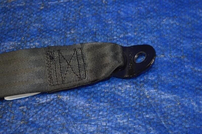 2013-2016 Hyundai Veloster Seat Belt Rear Left Driver LH Assembly 13-16