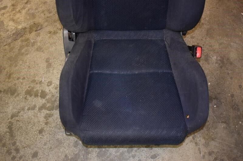 2002 2003 Subaru Impreza WRX Front Right RH Bucket Seat Cloth