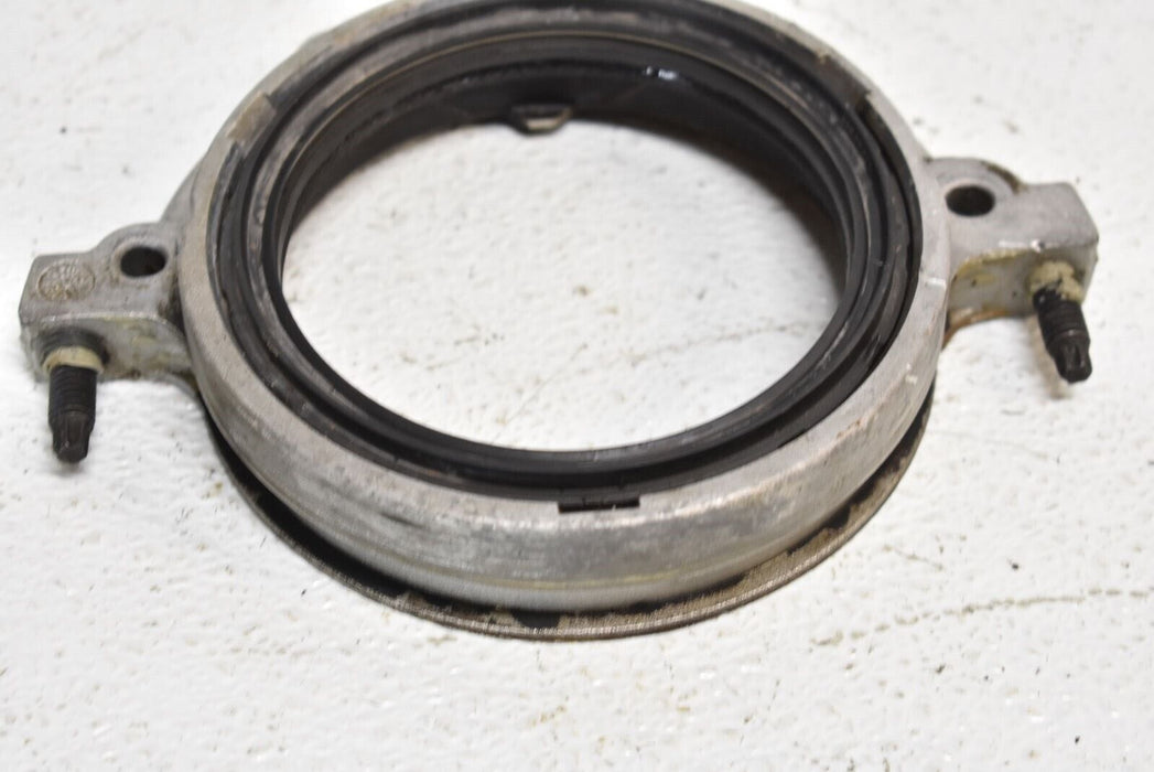 1999-2000 Cadillac Escalade 5.7L Rear Oil Seal Housing