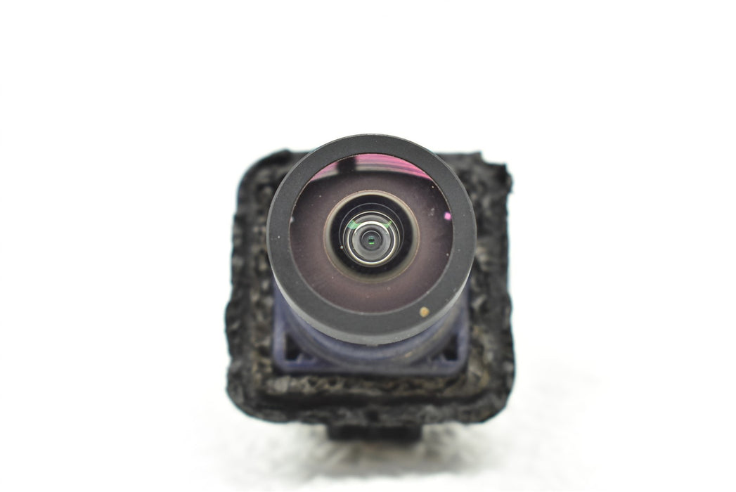 47320105
