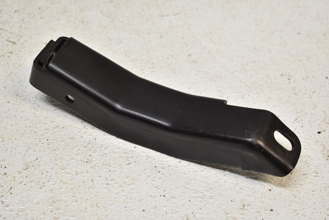 2000-2004 Volvo S40 Support Bracket Piece 00-04