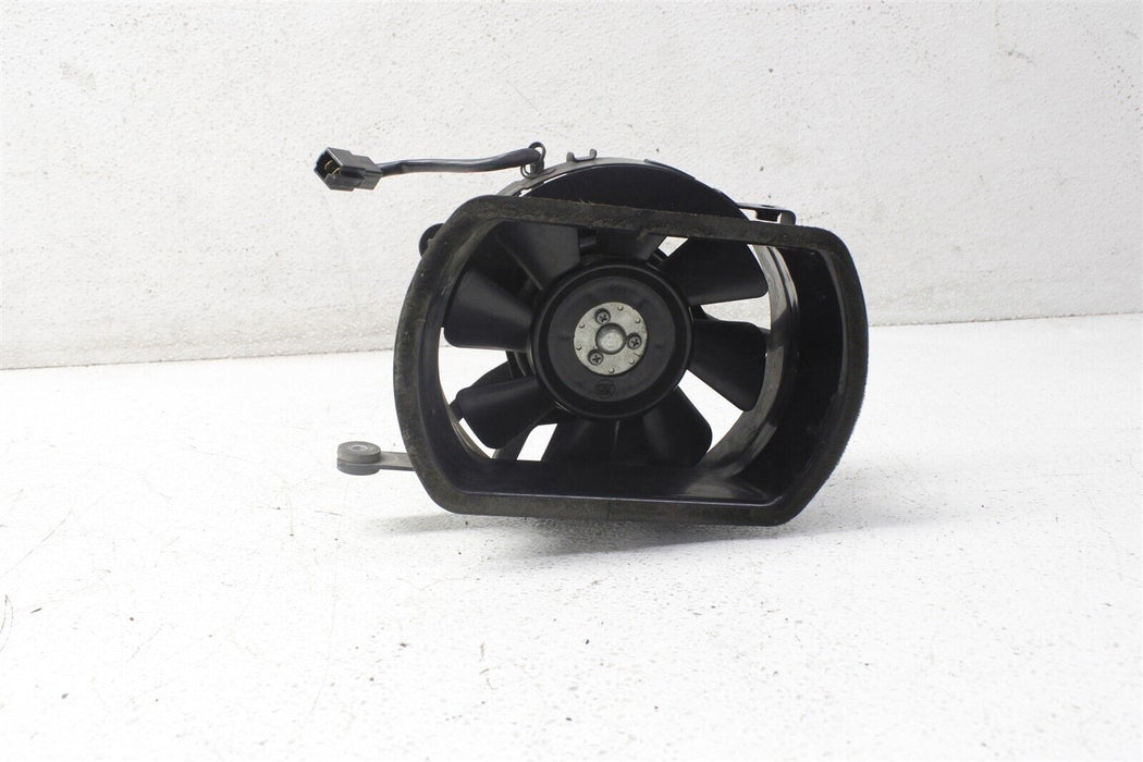 2006 Suzuki Boulevard C50 Radiator Fan Motor Shroud Assembly 422750-0420 06-09