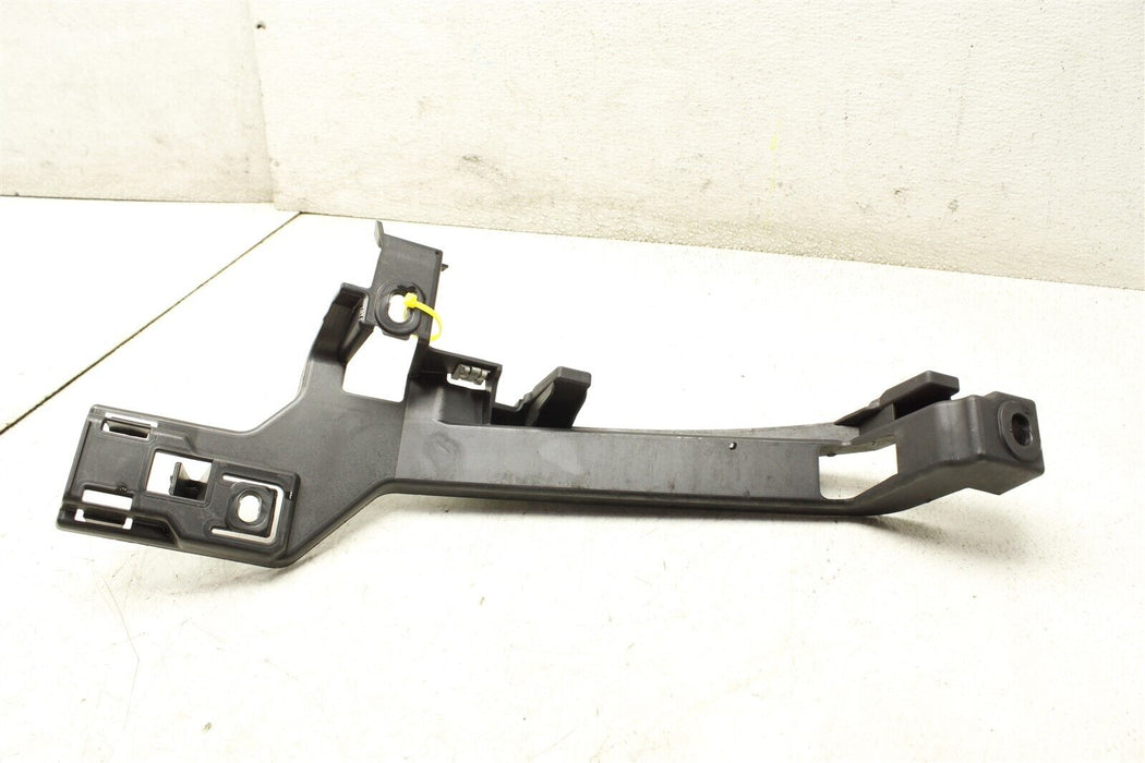 2015 Porsche Boxster S Rear Left Bumper Bracket LH 98150585504 13-16