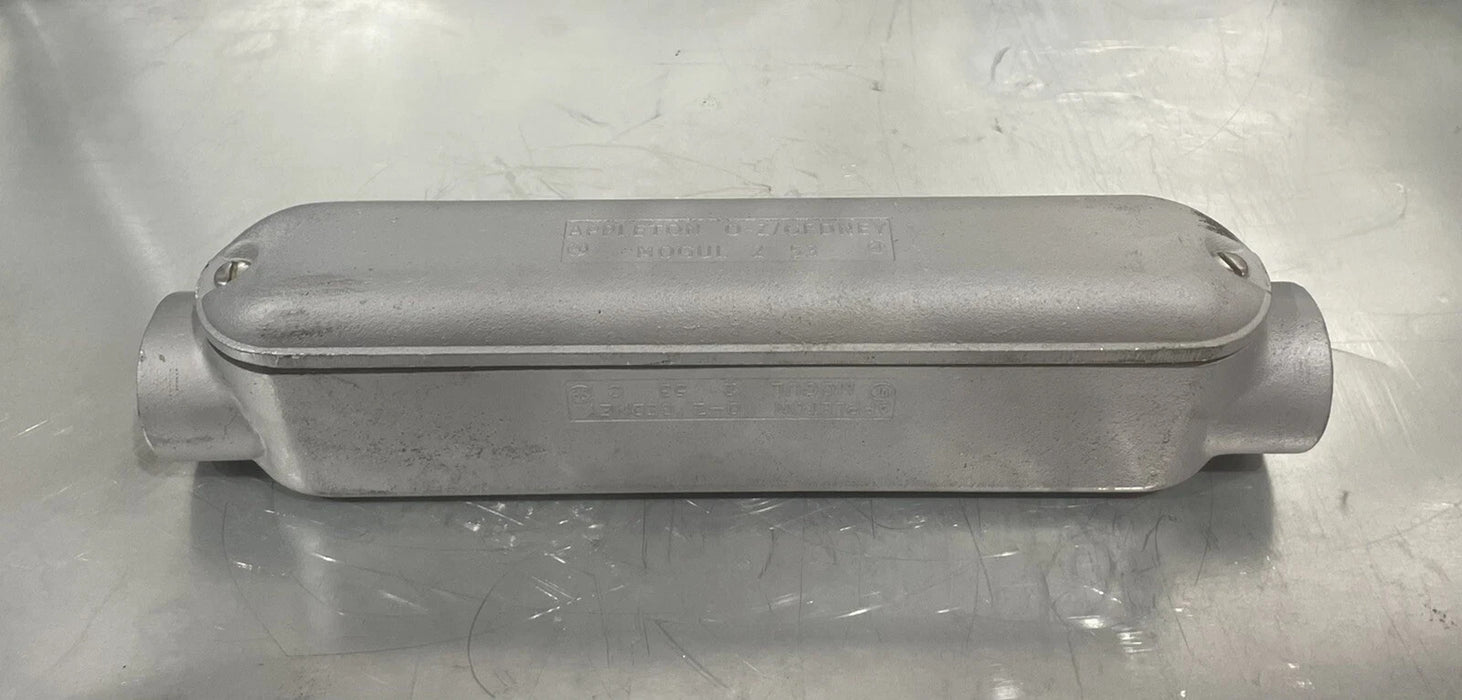 46900100