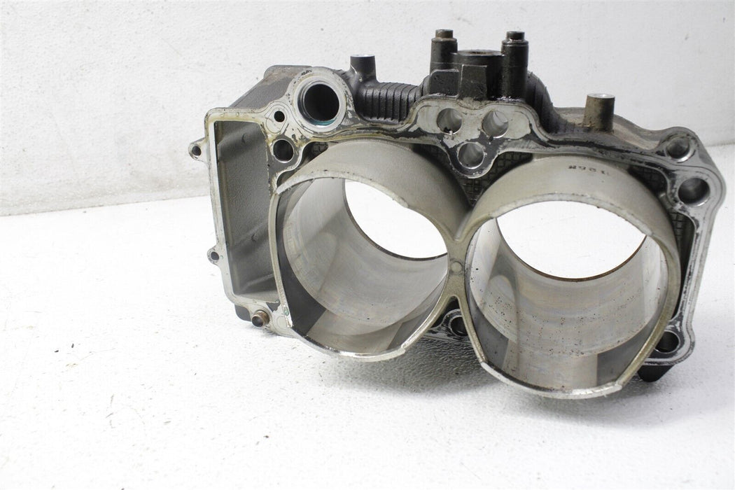 2013 Yamaha Super Tenere XT1200Z Engine Cylinder Block Jug