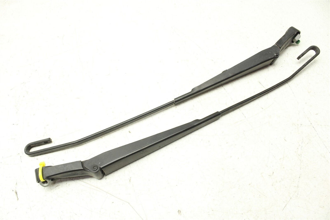 2009 Porsche 911 Carrera Driver Left Passenger Right Wiper Arm Set OEM 05-12