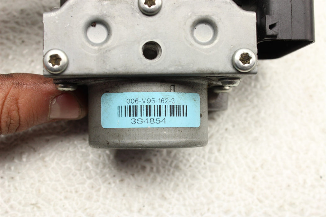 46901313