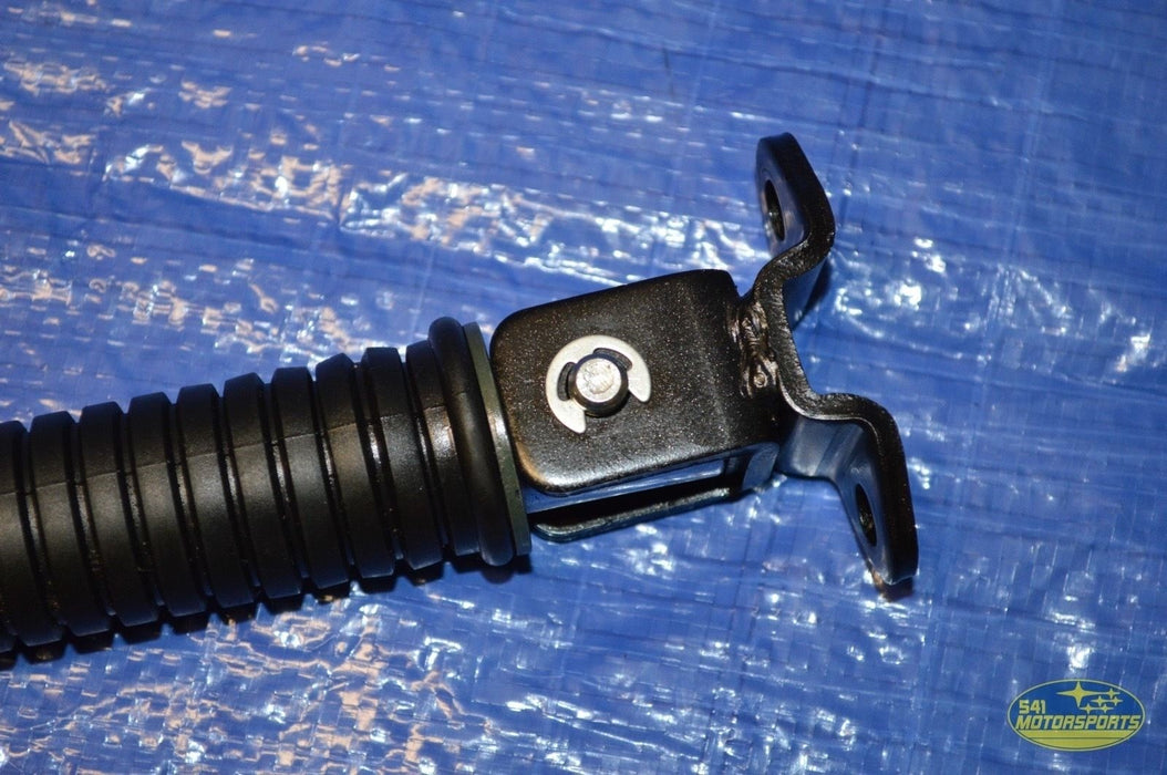 47081652