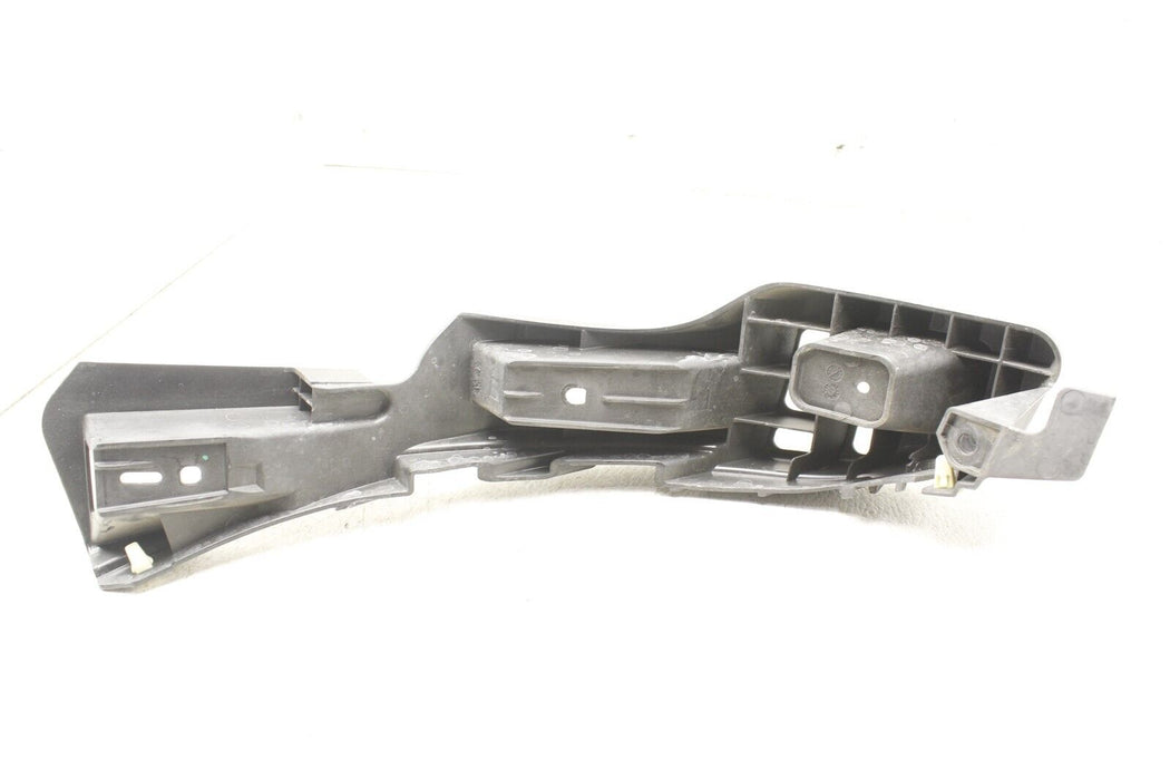 2014 Porsche Cayenne Rear Left Bumper Mount 7P5807393 11-18