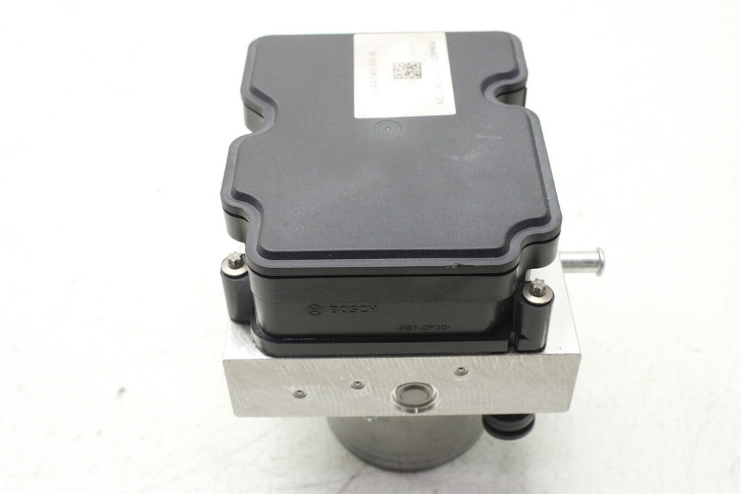 2024 Tesla Model Y ABS Pump Module 1044745-00-B 20-24