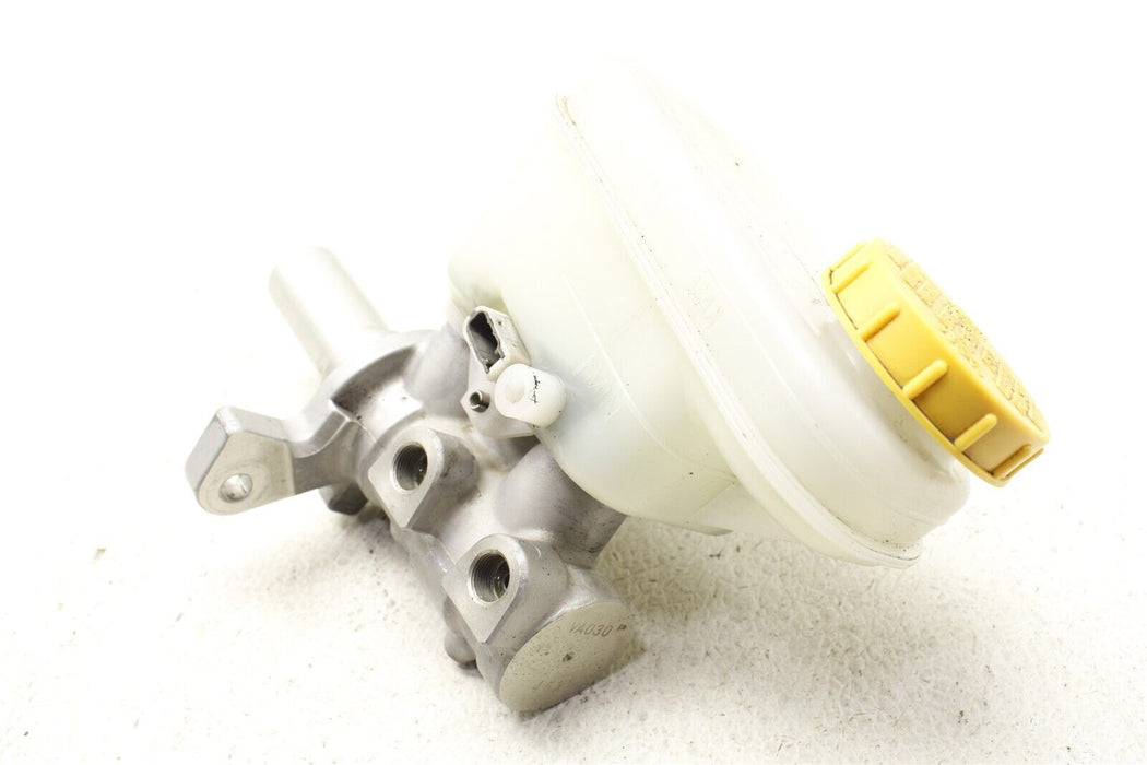 2015-2017 Subaru WRX Brake Master Cylinder Reservoir MT OEM 15-17