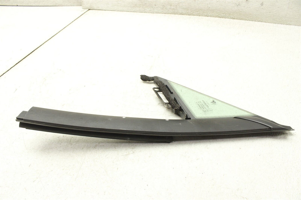 2013 Tesla Model S Passenger Right Front Quarter Glass Window Assembly 12-19