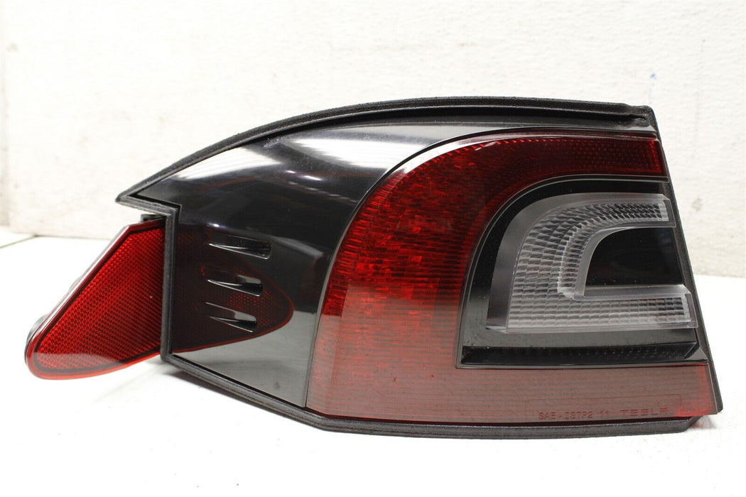 2013 Tesla Model S Driver Rear Left Tail Light Assembly Factory OEM 12-19