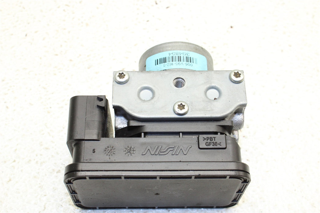 46901313