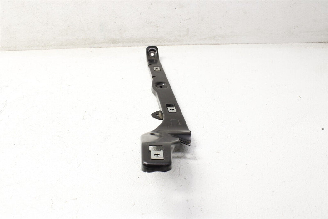 2009 Piaggio MP3 250 Left Foot Rest Support Mount Bracket 09-12