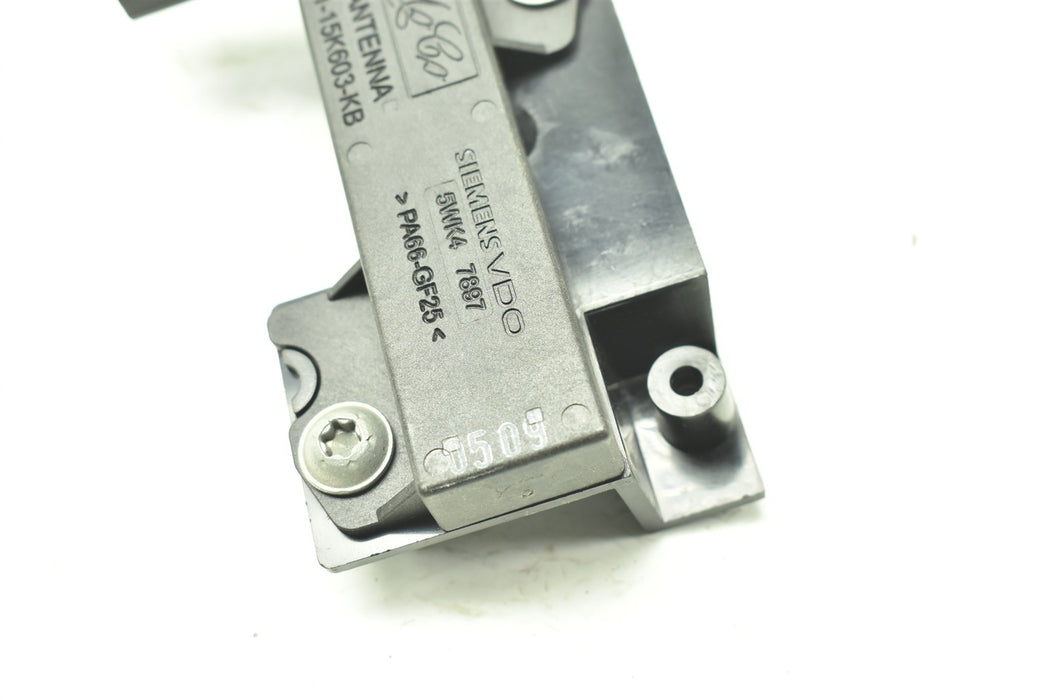 47021128