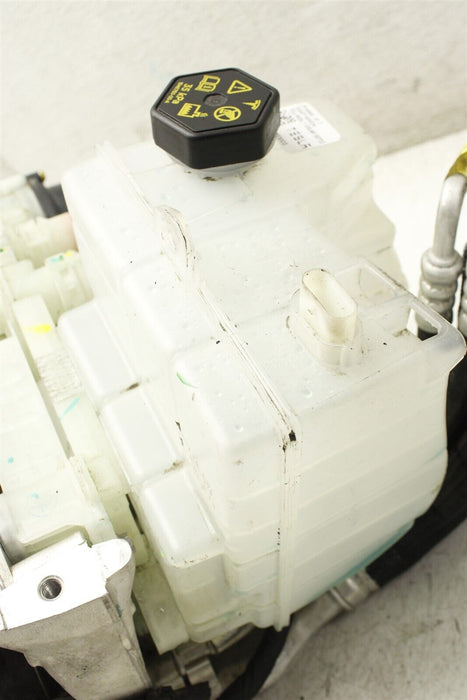 2021 Tesla Model 3 Radiator Coolant Super manifold Pump And Reservoir OEM 17-21