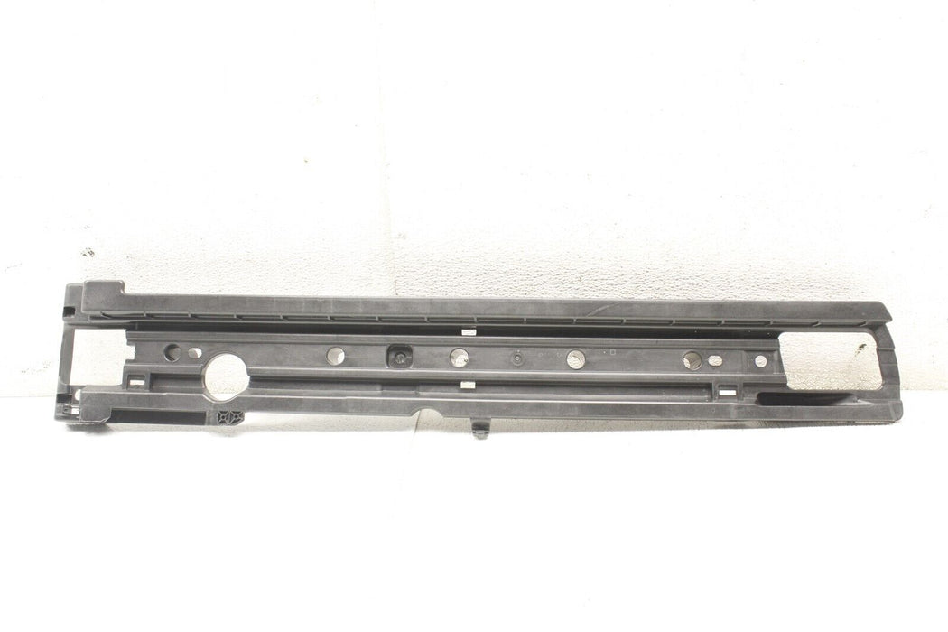 2014 Porsche Cayenne Rear Right Trunk Rail Trim 7P0.863.600A OEM 11-18