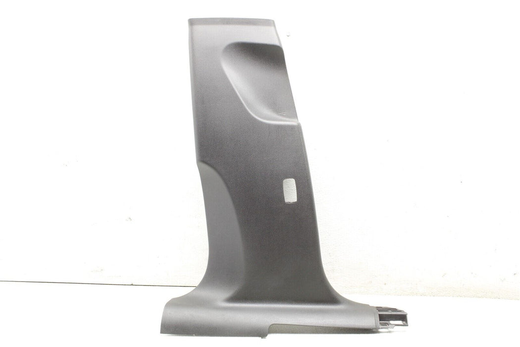 2015 Porsche Macan S B Pillar Trim Cover Panel 15-21