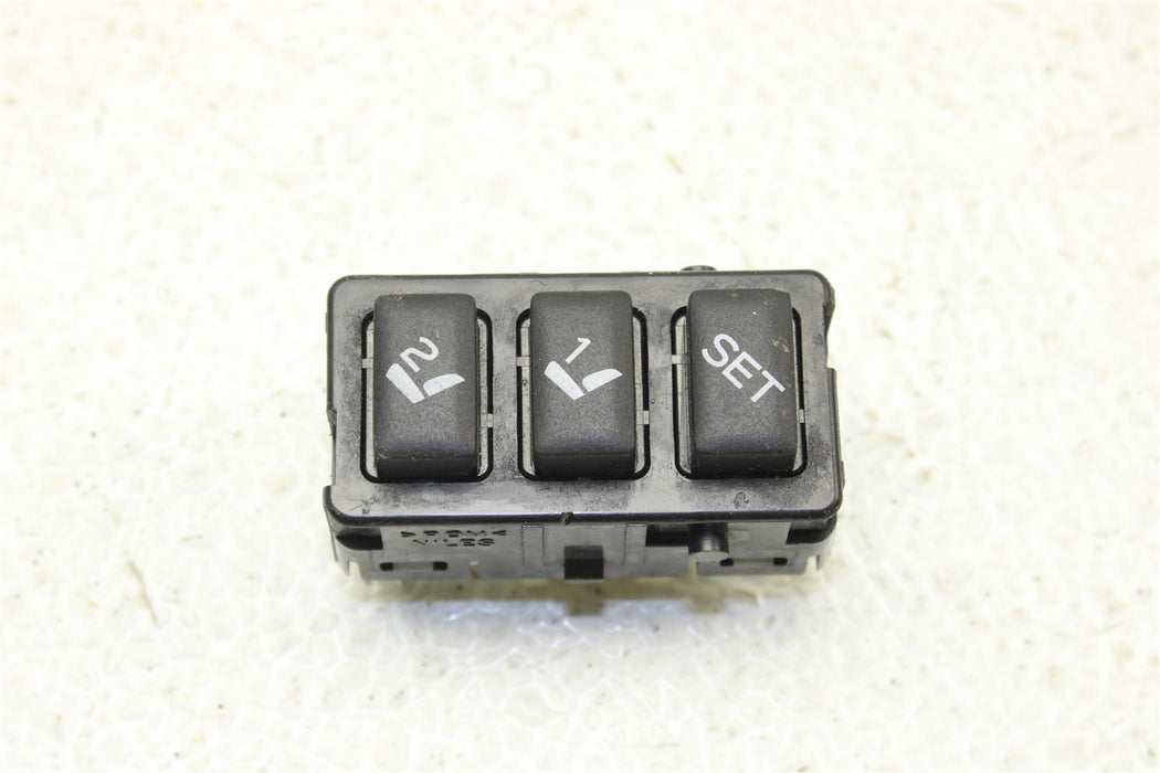 47353045